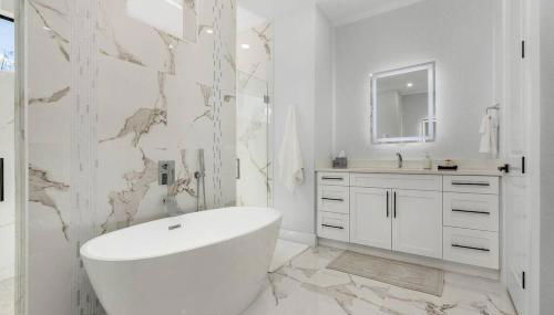 Peaceful retreat FREE heated salt water pool! - Foto 4