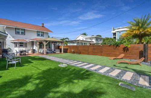 Historic Waterfront estate With Yard & Modern Kitchen - Foto 45