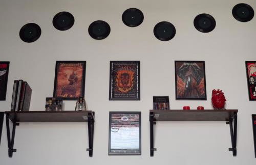 Rock City Apartments Room 555 - Photo 8