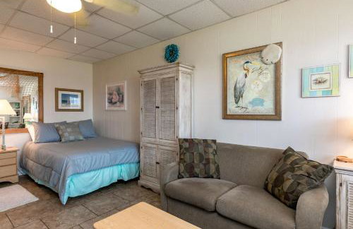 Buried Treasure by Silver Sands Vacation Rentals - Photo 10