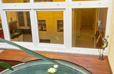 Basso 61, Cozy Oasis with Mini Pool and Courtyard - Foto 65