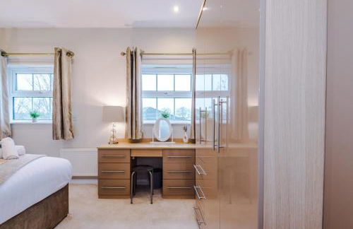 NEW! Incredible Home In Northwich By 53 Degrees Property, Perfect For Groups, FREE Parking! - Photo 49