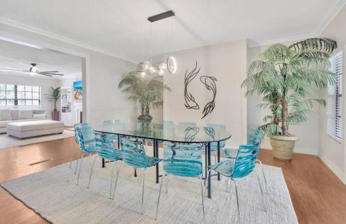 Huge 8BR wHTD Pool Ensuites Games Near Beach - Foto 18