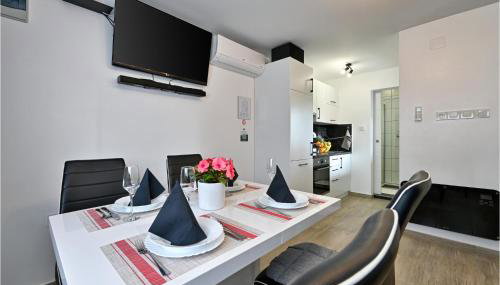 Stunning Home In Veliko Trgovisce - Foto 4