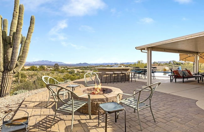Fountain Hiils 4 Bdrm W/breathtaking Views & Pool! - Foto 1
