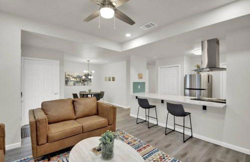 Peppercorn Teal - Locally Run! - Foto 16