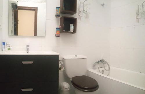 Townhouse in Las Rotas - Foto 27