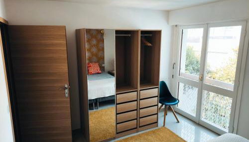 Stylish Comfort in Mandelieu - Foto 5, wardrobe