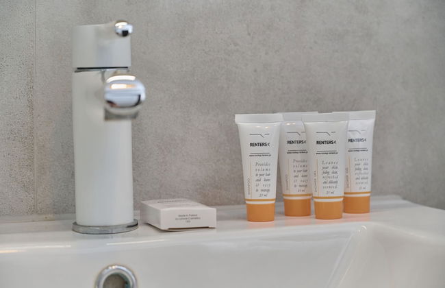 Gwiaździsta Apartment by Renters - Photo 45