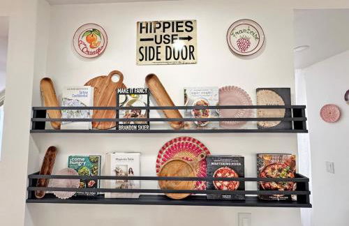 Renovated home seconds from town - Foto 41