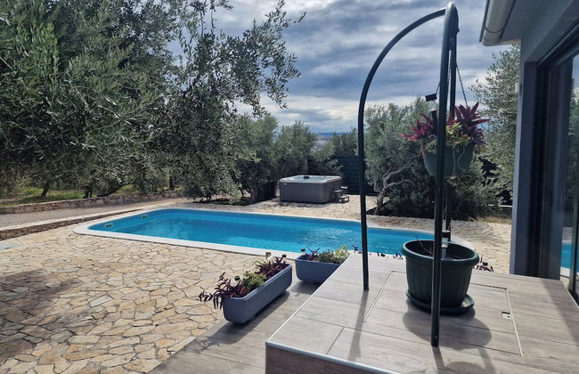 Luxury Private Villa Complex With Pool and Jacuzzi - Foto 25