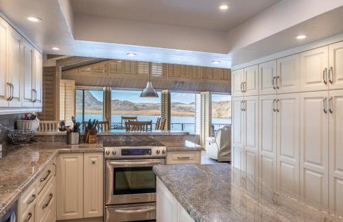 Moovalya Keys | Spacious Riverfront Retreat • Private Dock - Foto 14