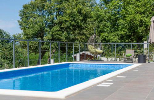 Villa Althea for 8 persons near Labin with 35 m2 heated pool, kids playground & large garden - Foto 5