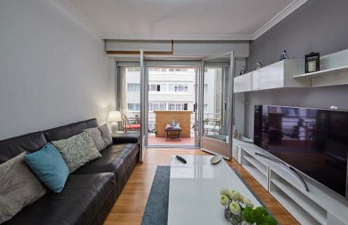 Vut Salvador Santiago - Photo 5