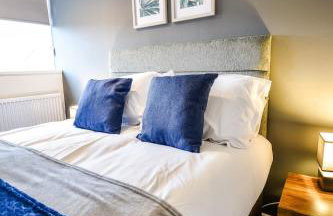 Woodcock House 3 Bedrooms Workstays UK - Photo 21