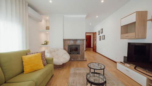 City Center Grand Apartment With Seaview Terrace by Vacationy - Foto 5