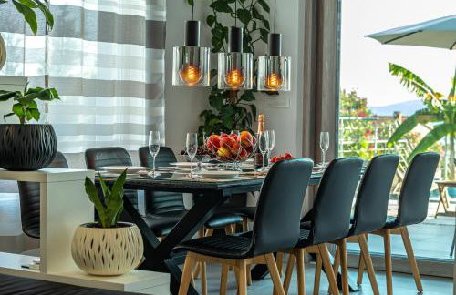 Luxury White Sails Villas with a Multi Sport Court and Sea View - Photo 5