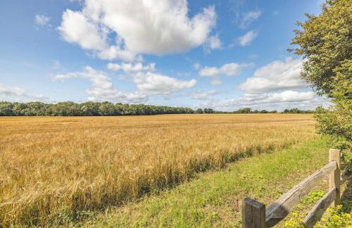 Relaxing Retreat - The Shepherds Hut - Hot Tub - By Tempstay - Foto 32