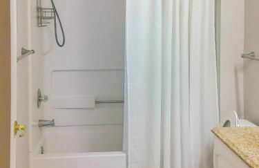 Destin's Dancing Cloud - Prime Location Condo Close to Beach - Foto 16