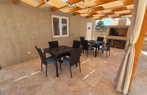 Villa Sun with pool - Photo 42