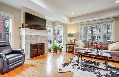 Elegant Saratoga Springs Stay Walk to Town, Track - Foto 1