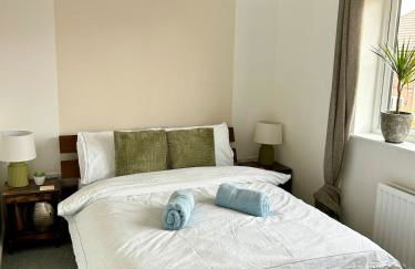 New 2 Bed House in Drakelow, Staffordshire - Photo 10