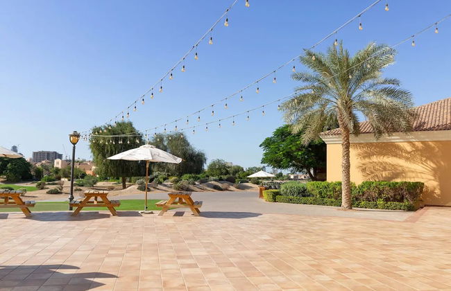 Radiant & Cozy Studio Apartment In Sports City - Photo 1