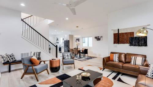 Modern Luxury In The City at Havilah Estates - Foto 2