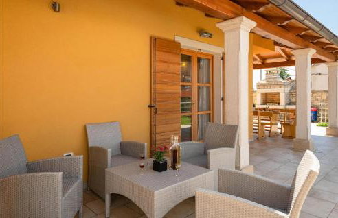 Nice Home In Hr-52215 Vodnjan - Foto 13