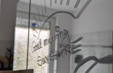 HEIDEWAY KOMPLETTE Wohnung FREI Parken TOP Anbindung A46 - Foto 13