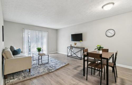 Halsten at Vinings 2515 Comfy 1 Bed 1 Bath - Foto 2