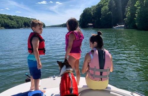 Cozy Indian Lake Chalet on Golf Course with Arcade/Gameroom - Foto 54