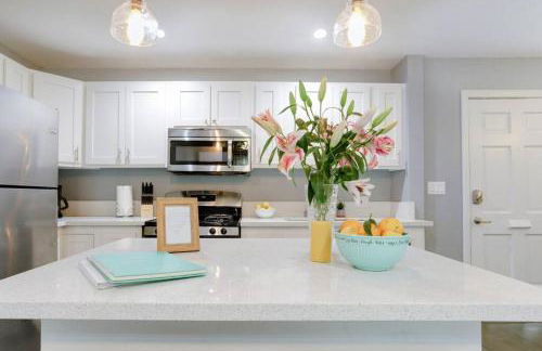 Traveler's Pick Cozy, Near Beach & Dtwn,Prkg LB C - Foto 3