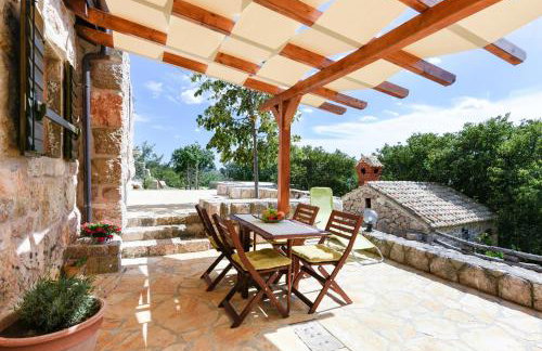 Traditional Stone House Bura - Nature Park Velebit - Photo 21