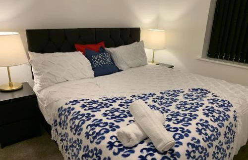 Spacious Entire 4 Bed House With 2 Free Parking Bays Early Check-in Late Check- Out Allowed - Foto 33