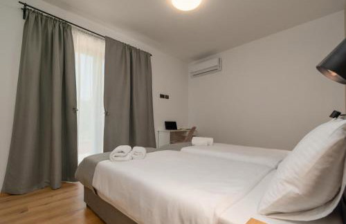 Modern 300m2 Villa - King Beds & Leisure Zone - Foto 44