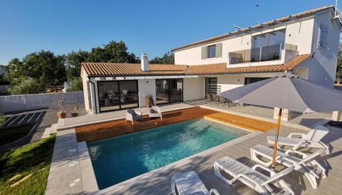 Modern Villa with 4 bedrooms and pool near Pula - Foto 2