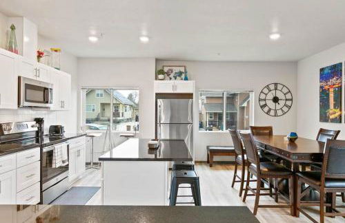 HUGE-Fun-Trendy Apt by Perry District & Downtown - Foto 19