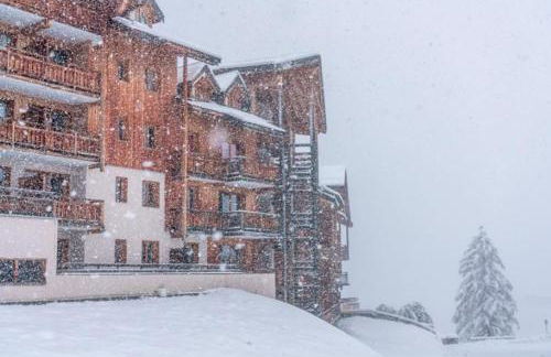 APT T2 4 COUCHAGES dans RES. 4 * - BALCONS des AIRELLES (1800) coeur de station - Photo 17