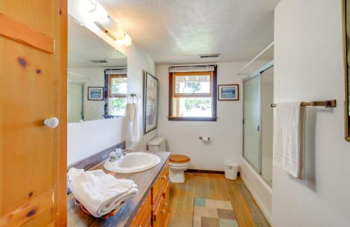 Smith Mountain Lake Retreat with Private Beach! - Foto 15