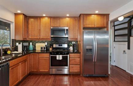 4 Bdr Modern Lake House Retreat with Stunning Views - Foto 12