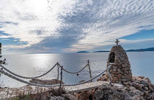 Villa Sea Edge - Three Bedroom Villa With Sea View - Photo 40