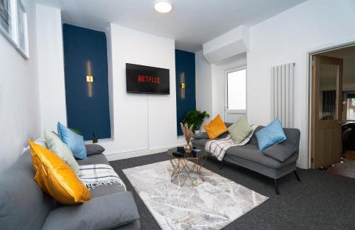 Thameside Terrace - 4Bed 3Bath near Purfleet train station - Photo 1