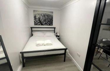 Dartford Delight Holiday Cottage - Foto 8
