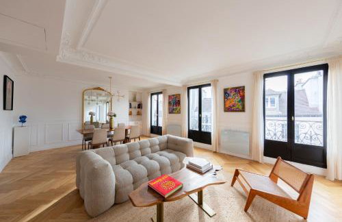 Le Marais - Iconic Penthouse with Balcony - Foto 8
