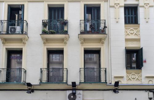 Suite Estudio en Bravo Murillo - Photo 11