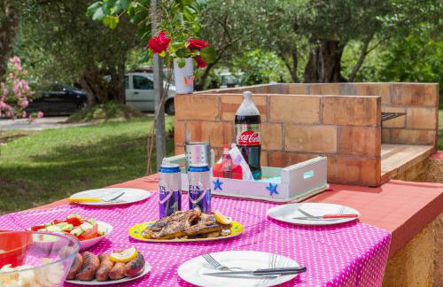 Family Holiday Apartment with garden & BBQ - Foto 6