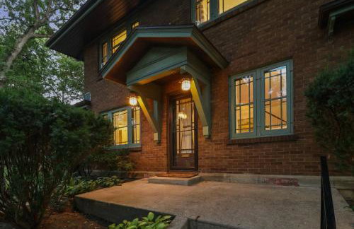 1920s Cottage | Hot Tub | Game Room | Fire Pit - Foto 25