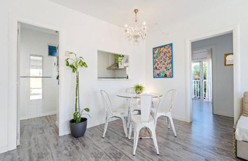 Hauzify I Apartament Zulú Cubelles - Foto 6