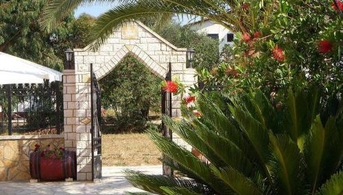 Villa Kormos Apart Hotel - Foto 5, Garden, Garden view